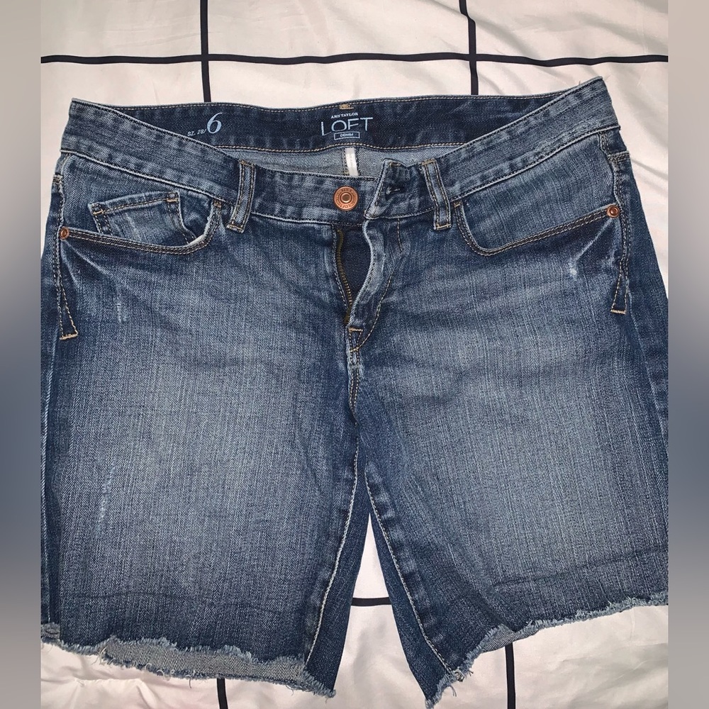 LOFT Knee Shorts